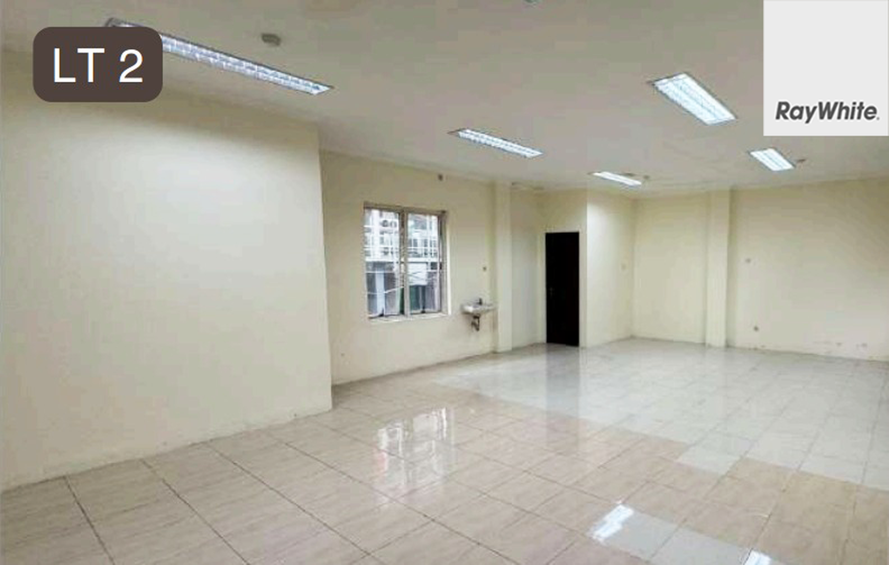 FOR SALE Ruko 6 Gandeng Bangunan dua Lantai TB Simatupang Jagakarsa Jakarta Selatan