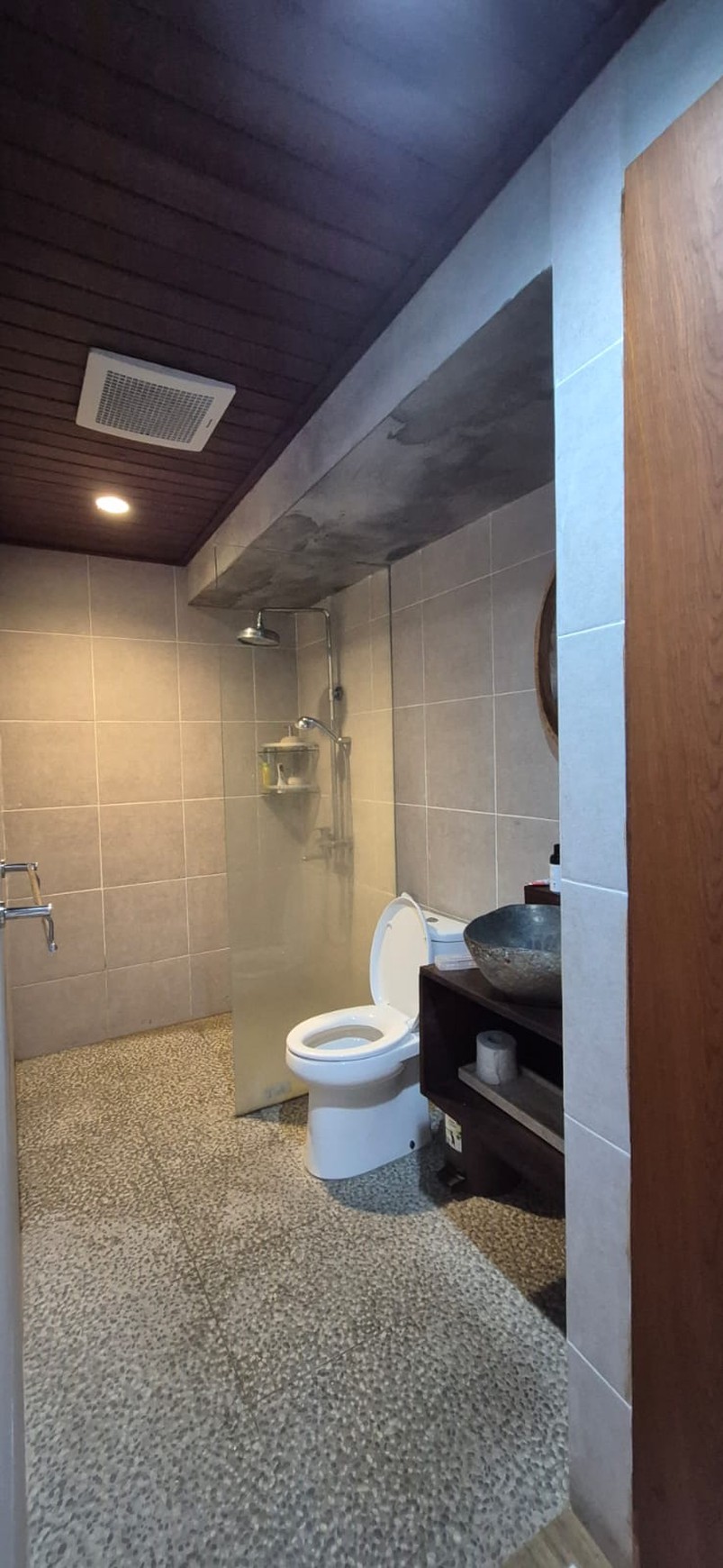 Rental - Natural villa rent with the rice field view in prime area Berawa, Canggu, Bali!