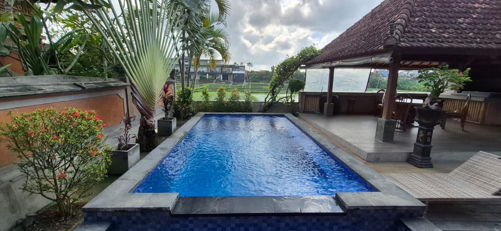 Rental - Natural villa rent with the rice field view in prime area Berawa, Canggu, Bali!