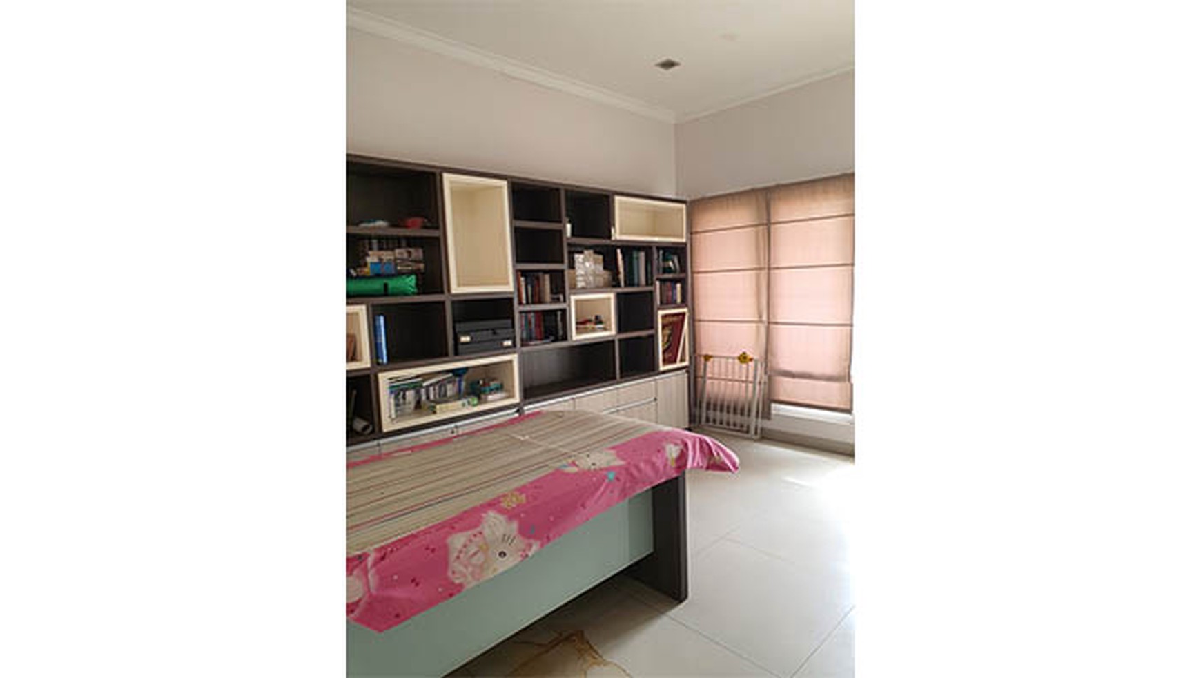 Rumah Kelapa Cengkir Timur, Kelapa Gading