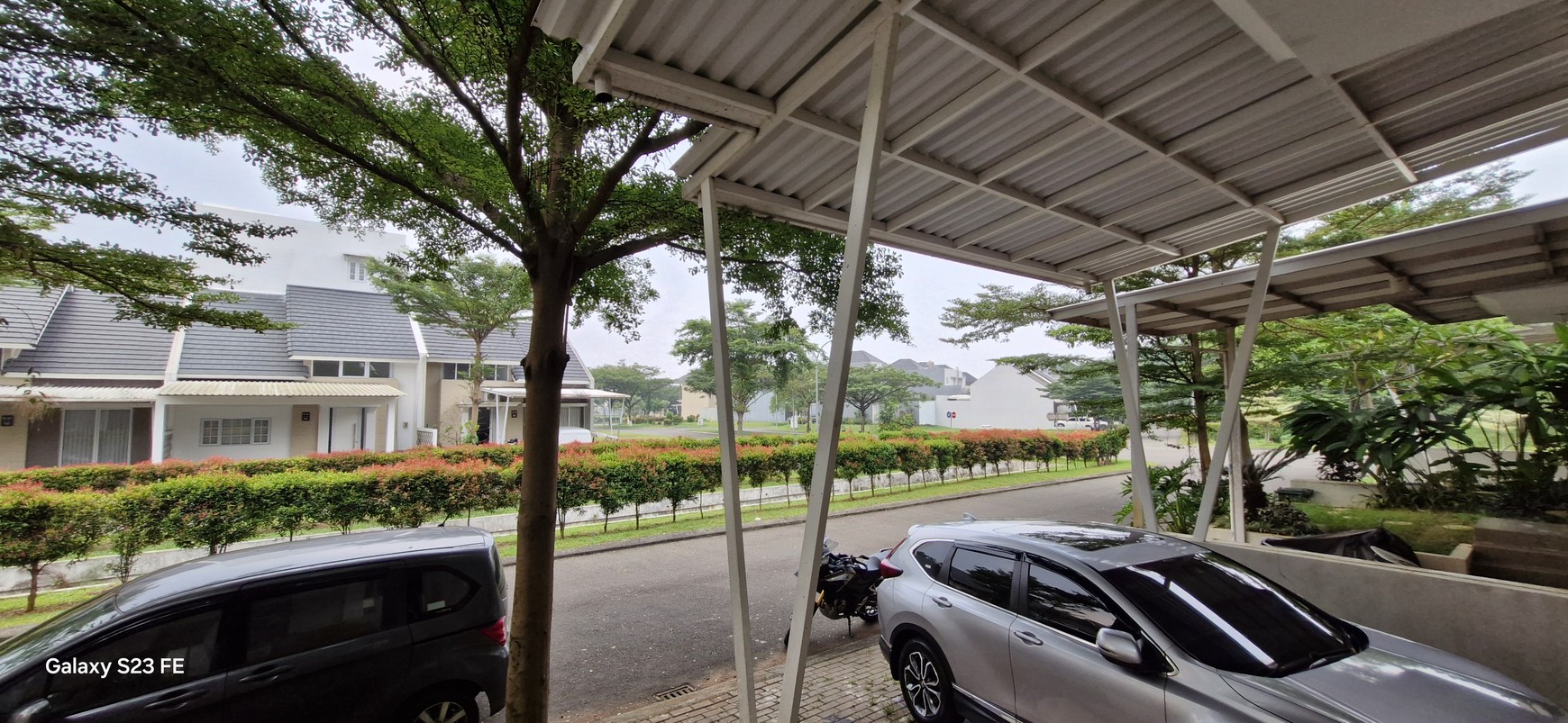 Rumah Cantik Luas Satu Lanti di Citra Land Cibubur 