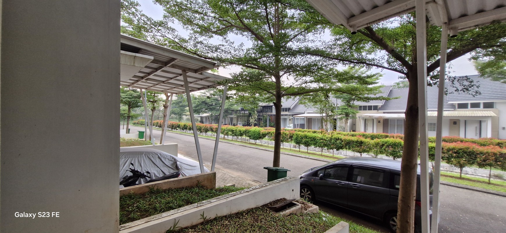 Rumah Cantik Luas Satu Lanti di Citra Land Cibubur 