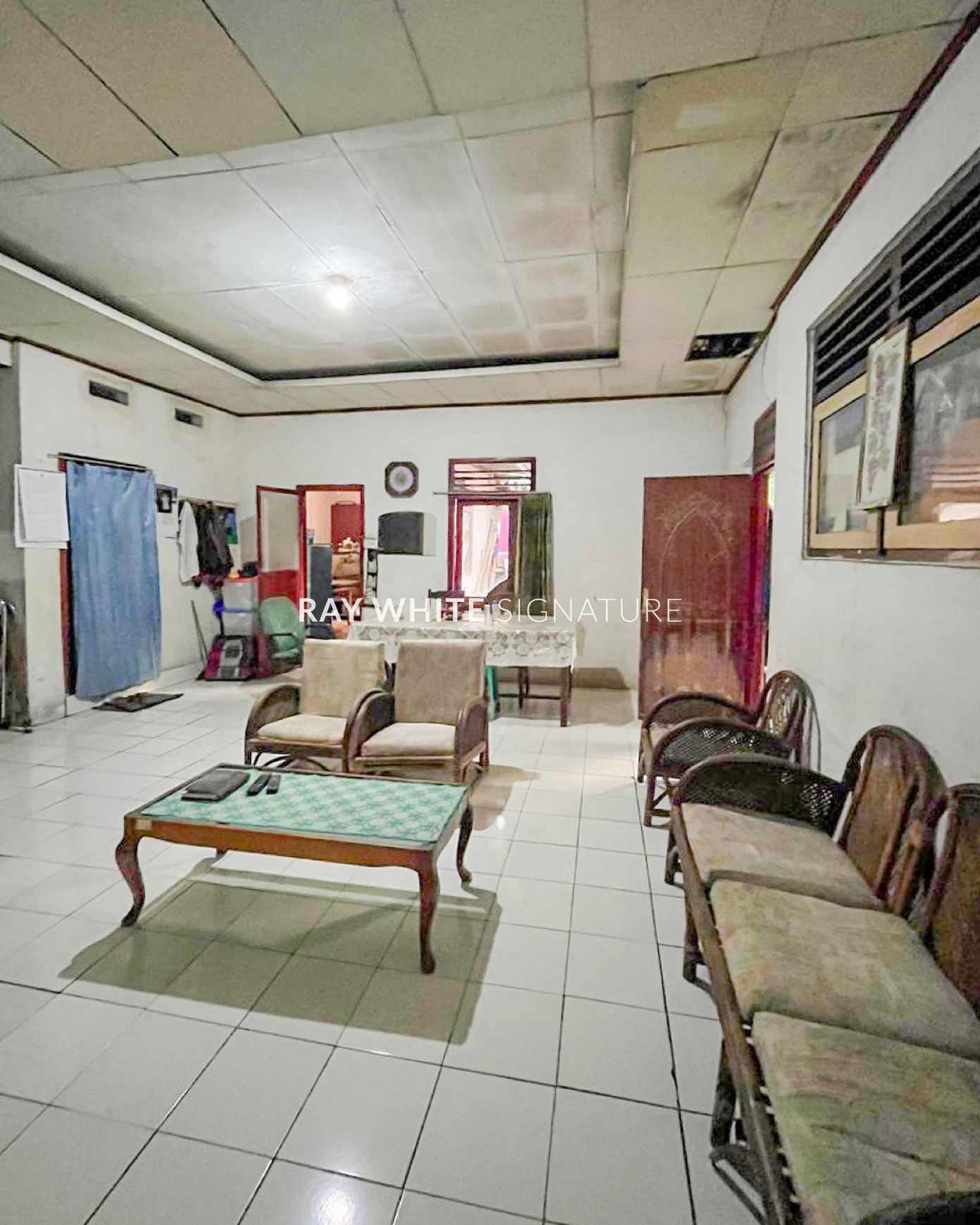 Dijual Rumah Klasik yang Tenang dan Asri di Cilandak