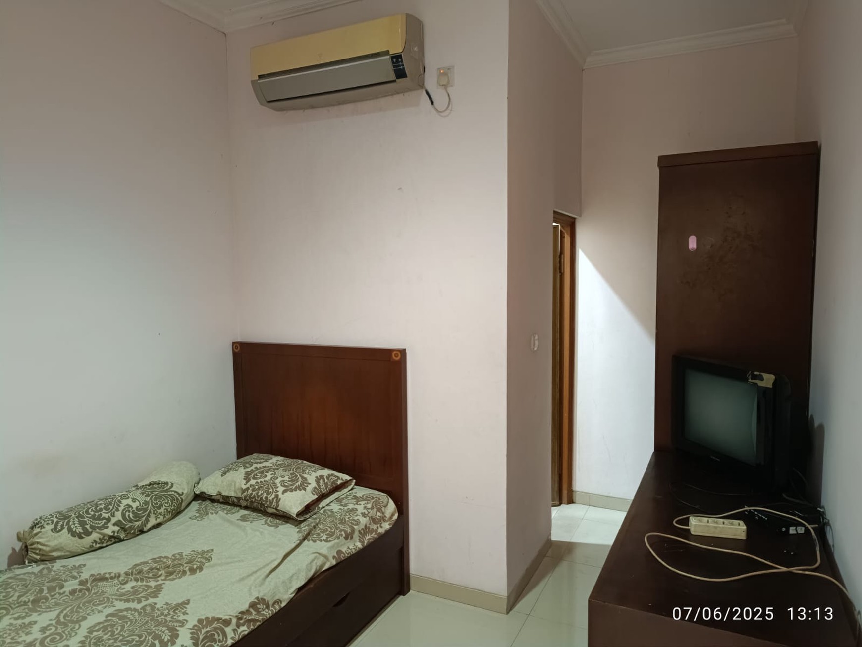 Dijual Rumah 2 Lantai dan Kost 8 Kamar di Kawasan Bendungan Hilir