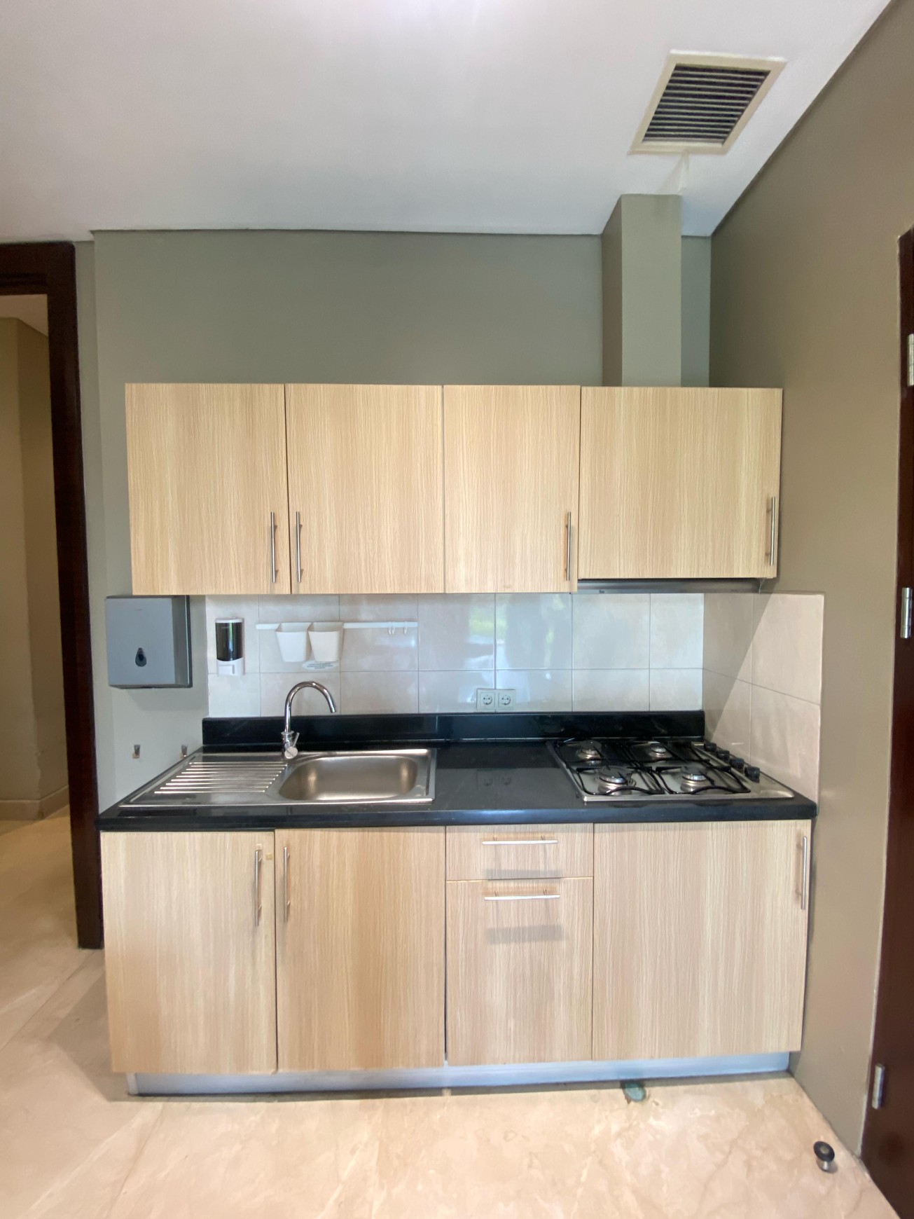 For Sale Pearl Garden Resort Apartment Newly Renovated Unit