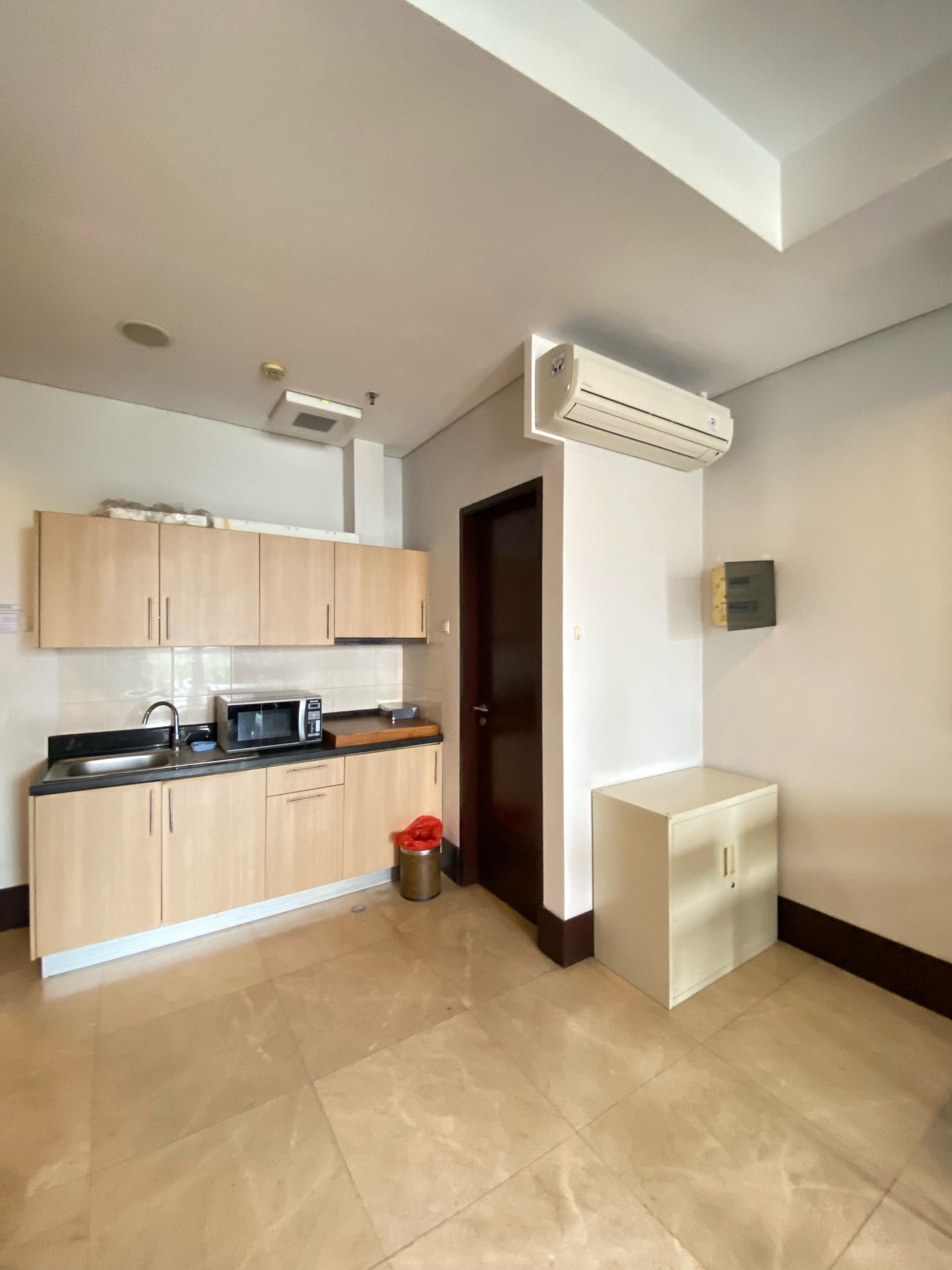For Sale Pearl Garden Resort Apartment Gatot Subroto Studio Unit