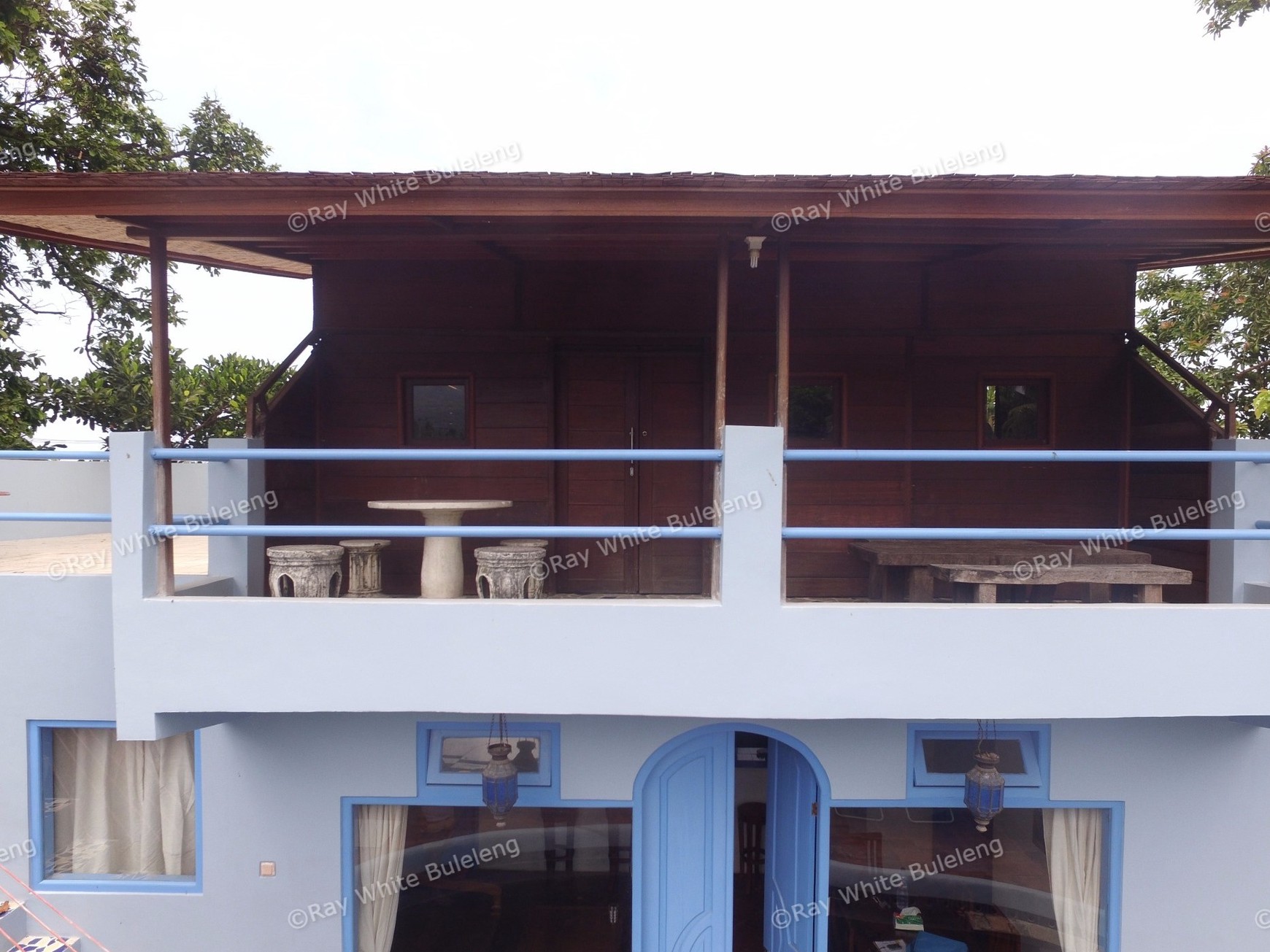 Unique villa for rent 5 minutes to the beach and 5 minutes to central Lovina
