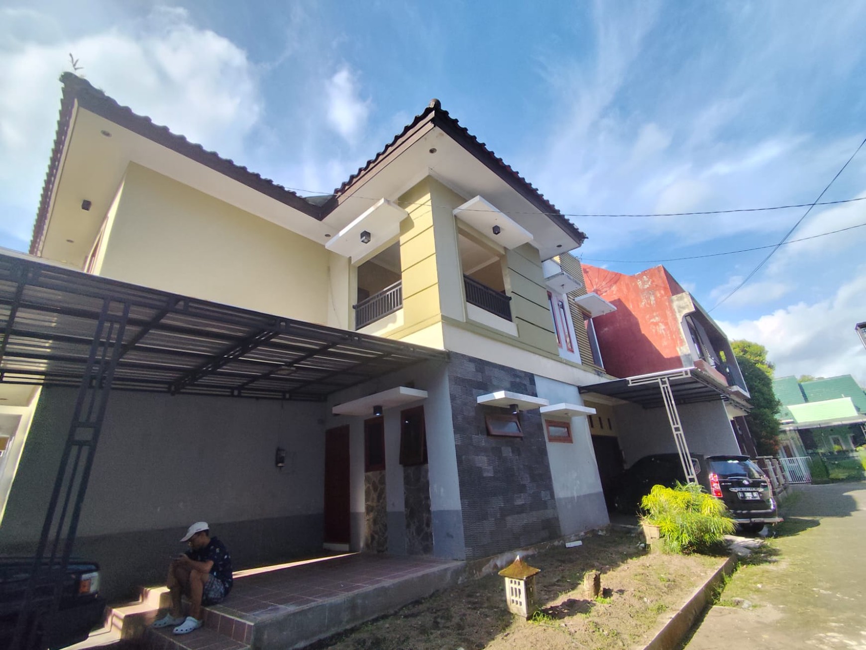 Rumah Mewah 2 Lantai Dalam Perumahan Kelapa Gading Asri Tempel Sleman