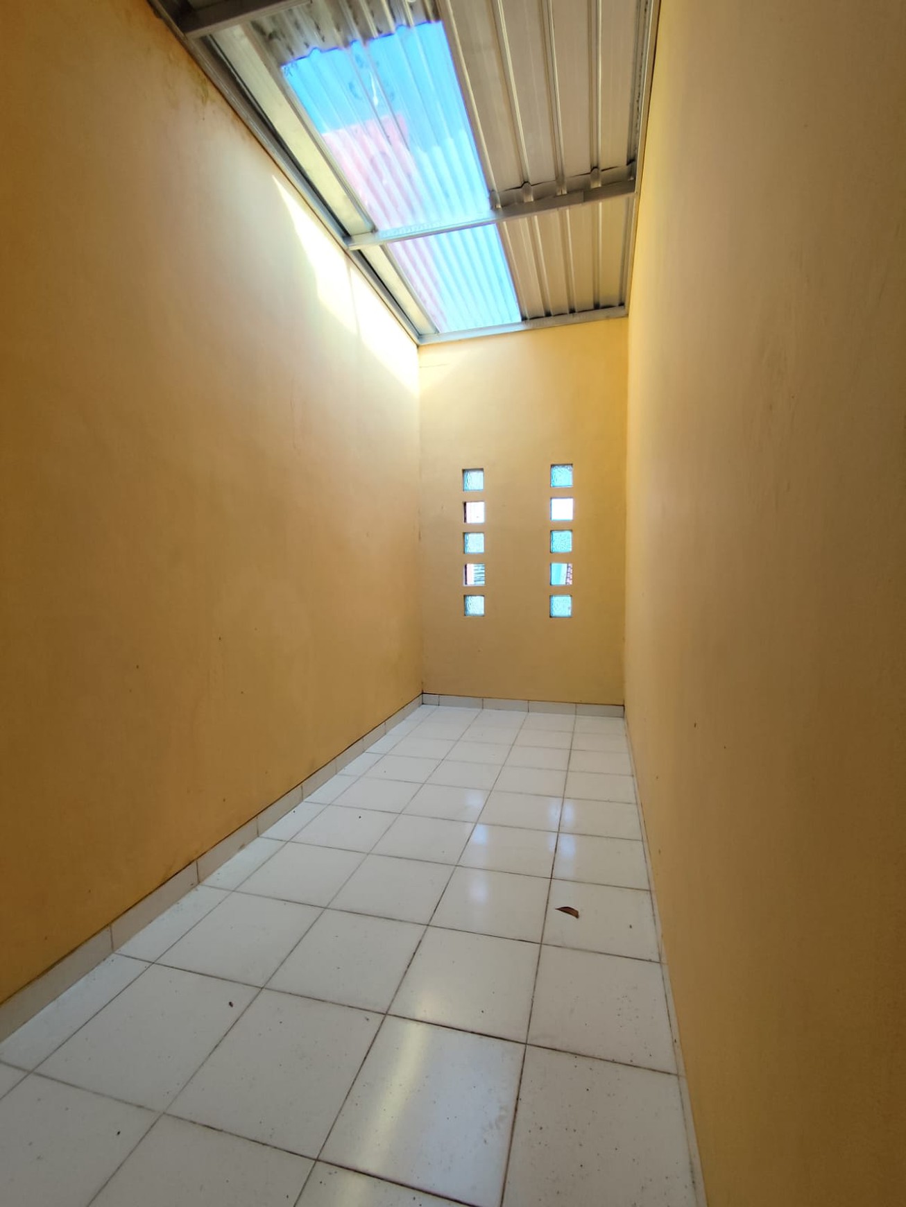 Rumah Mewah 2 Lantai Dalam Perumahan Kelapa Gading Asri Tempel Sleman