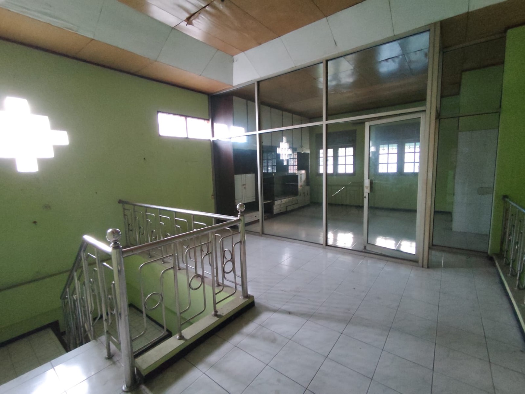 Dijual Rumah 2 Lantai Lokasi Keparakan Dekat Kraton Yogyakarta