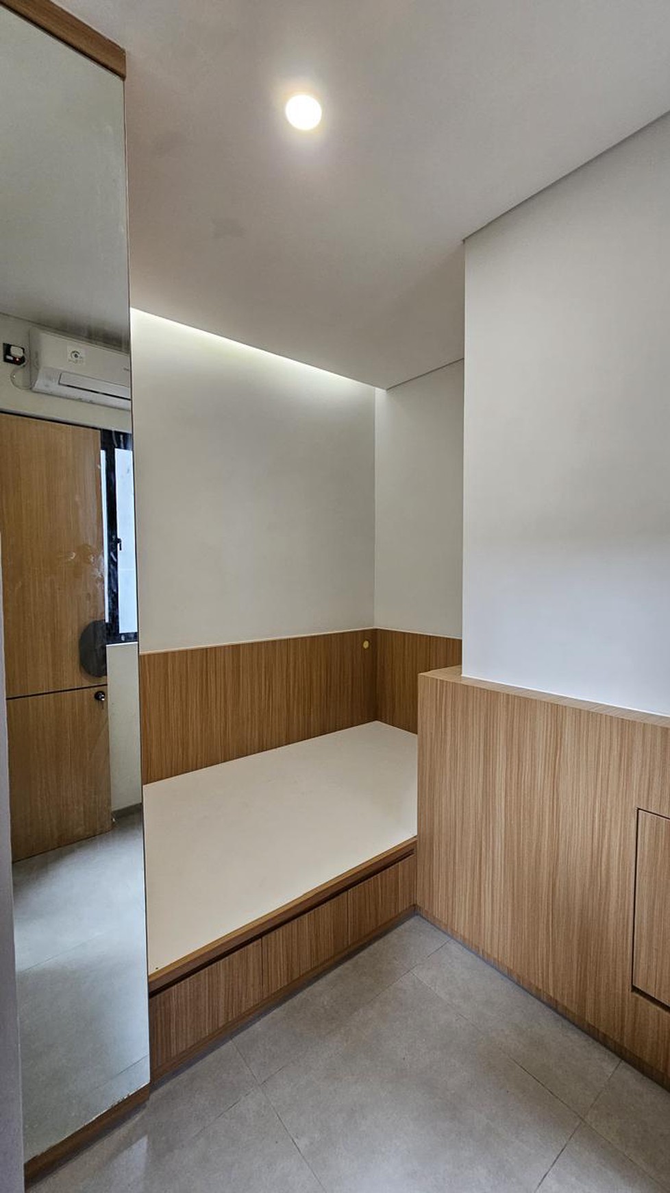 Rumah 2 Lantai Full Furnish Siap Huni dengan Hunian Nyaman dan Asri