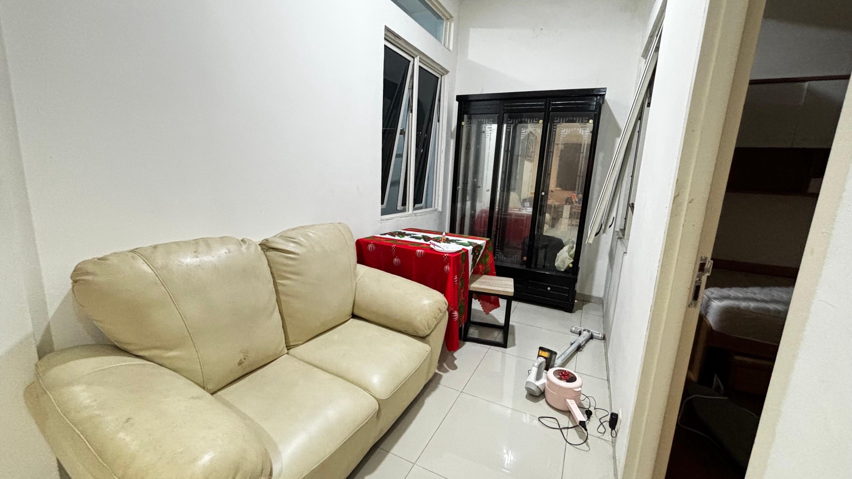 Rumah 3 Lantai Harga 2 Lantai Cluster Chiara Suvarna Sutera Tangerang