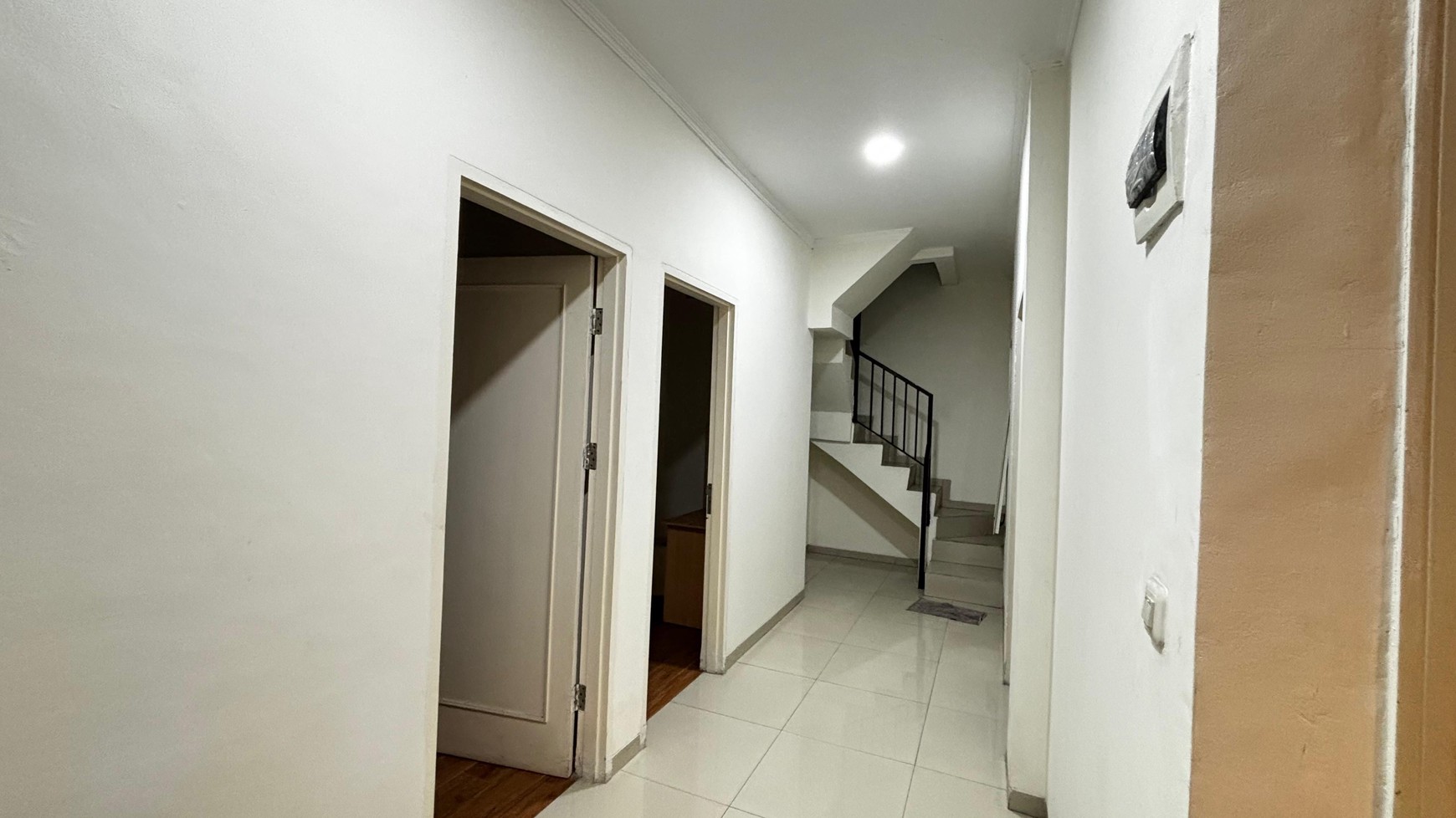 Rumah 3 Lantai Harga 2 Lantai Cluster Chiara Suvarna Sutera Tangerang