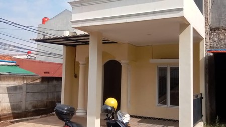 Rumah Minimalis dalam Cluster di Pondok Aren