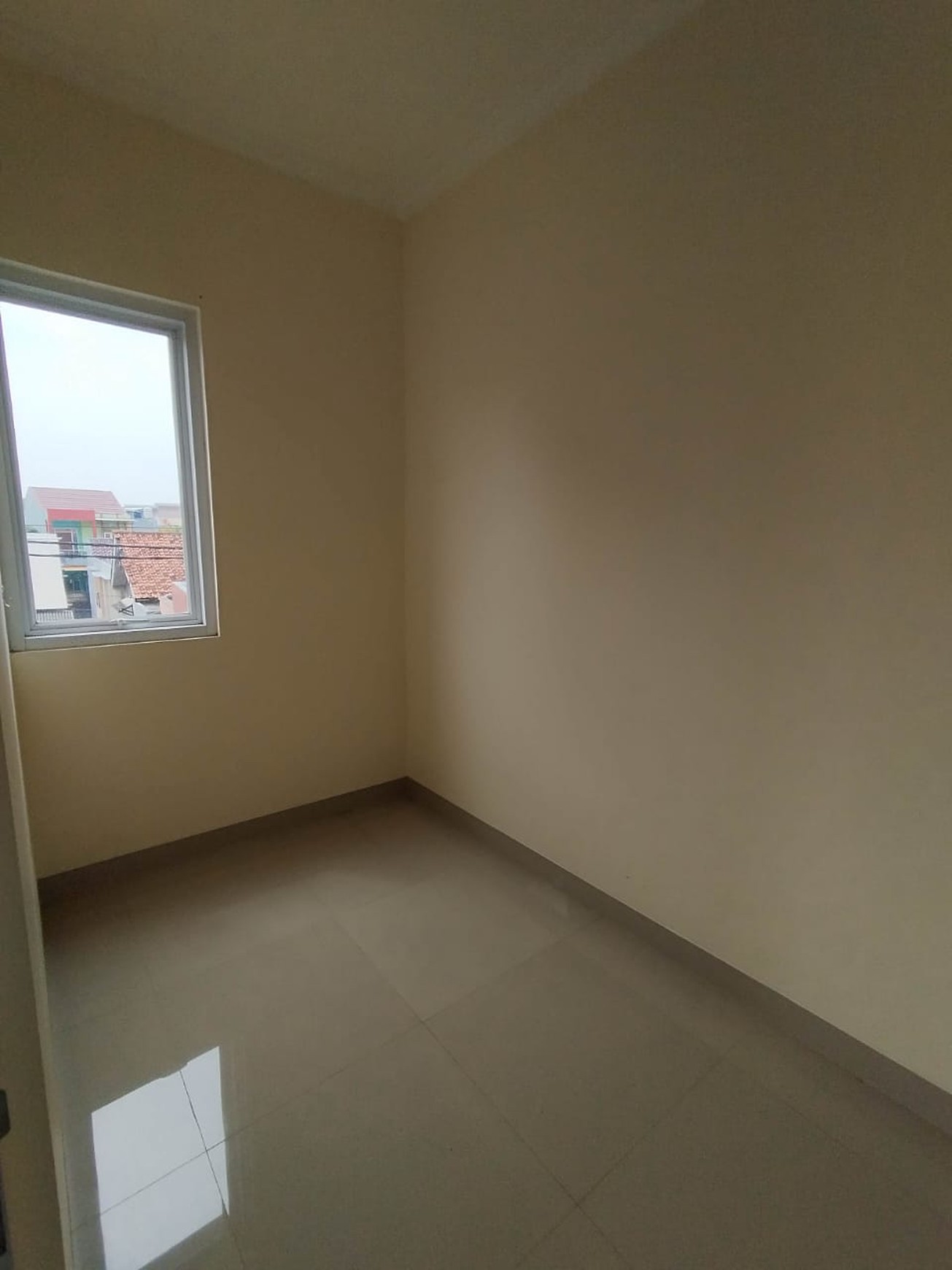 Rumah Minimalis dalam Cluster di Pondok Aren