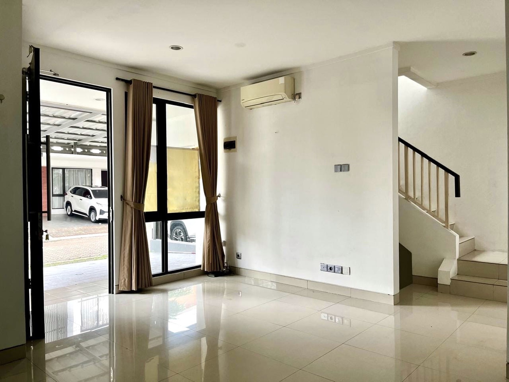 Rumah Minimalis Siap Huni Dalam Cluster Di Bintaro Sektor 7.