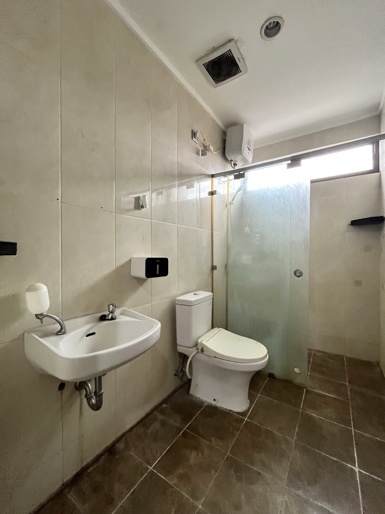 Rumah Minimalis Siap Huni Dalam Cluster Di Bintaro Sektor 7.