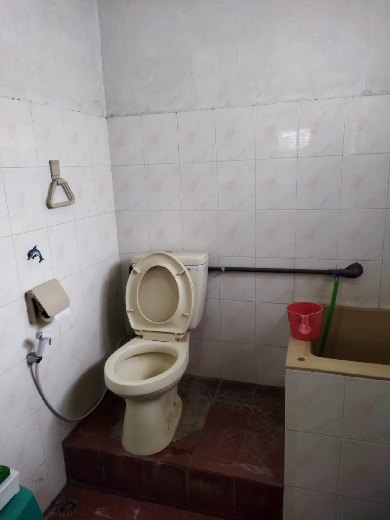 DISEWAKAN RUMAH KLASIK DI SAYAP PAJAJARAN COCOK UNTUK USAHA