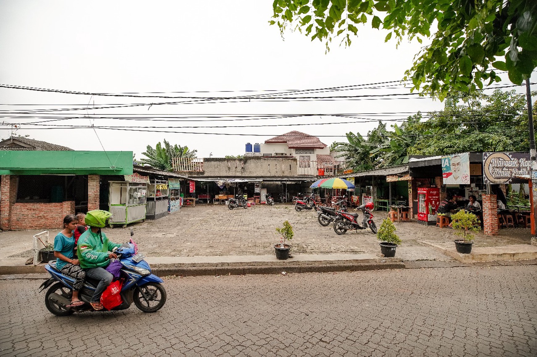 Kavling Lokasi Strategis Pinggir Jalan Raya Ramai @Ciputat