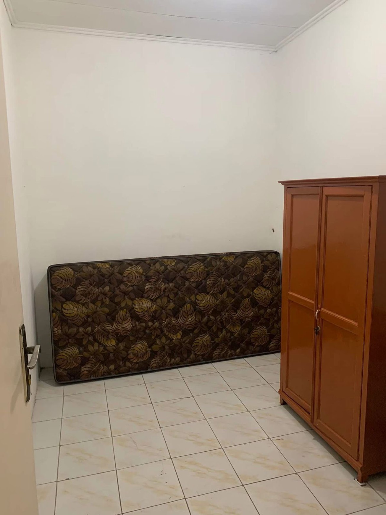 Rumah Bagus Di Jl Kalimongso Jurangmangu Tangerang Selatan