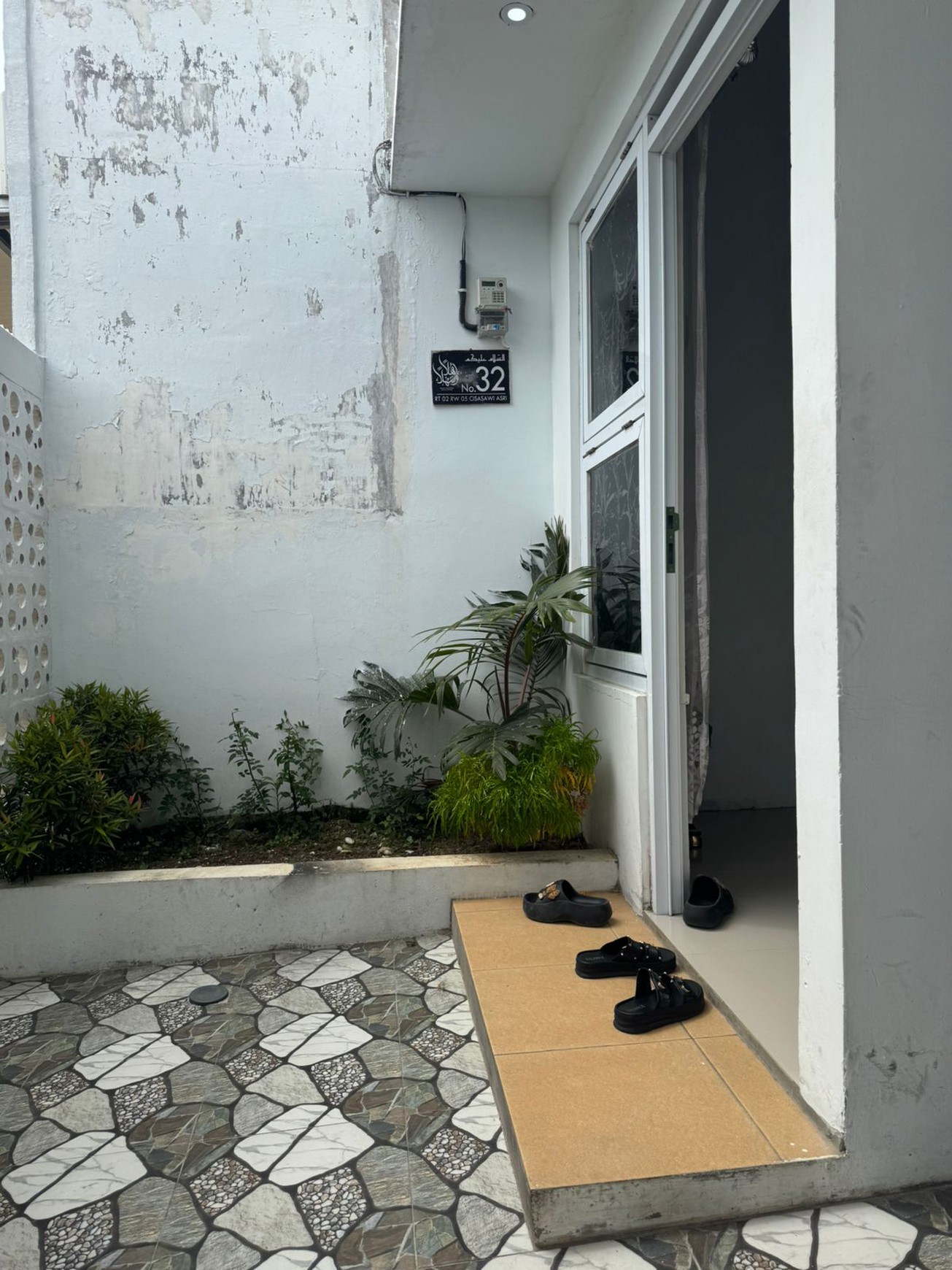 DIJUAL RUMAH MURAH 2 LANTAI DI CIHANJUANG