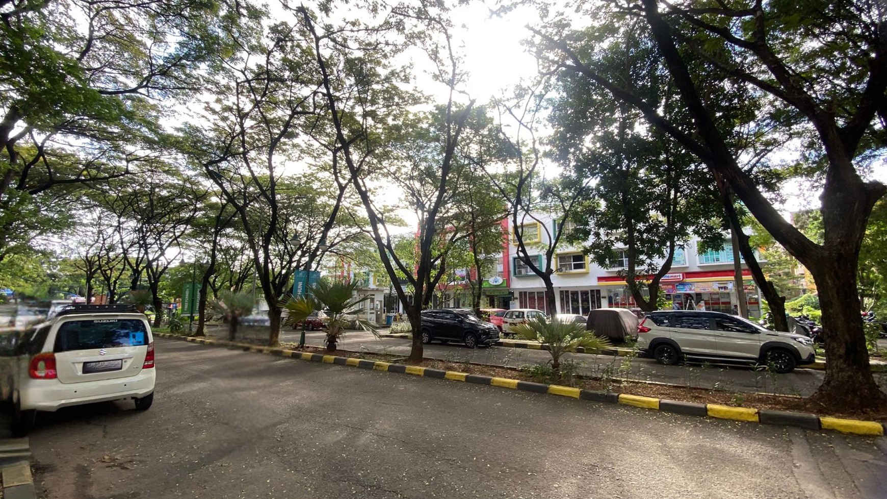 Lahan Komersil Di lokasi Strategis, Kawasan Apartemen Sentra Timur Residence Cakung, Dan hanya 2 Menit Ke Gerbang Tol Cakung
