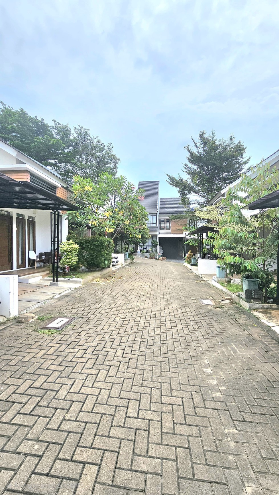 Rumah Bagus Di Cluster Amarylis Bintaro Ciputat Tangerang Selatan