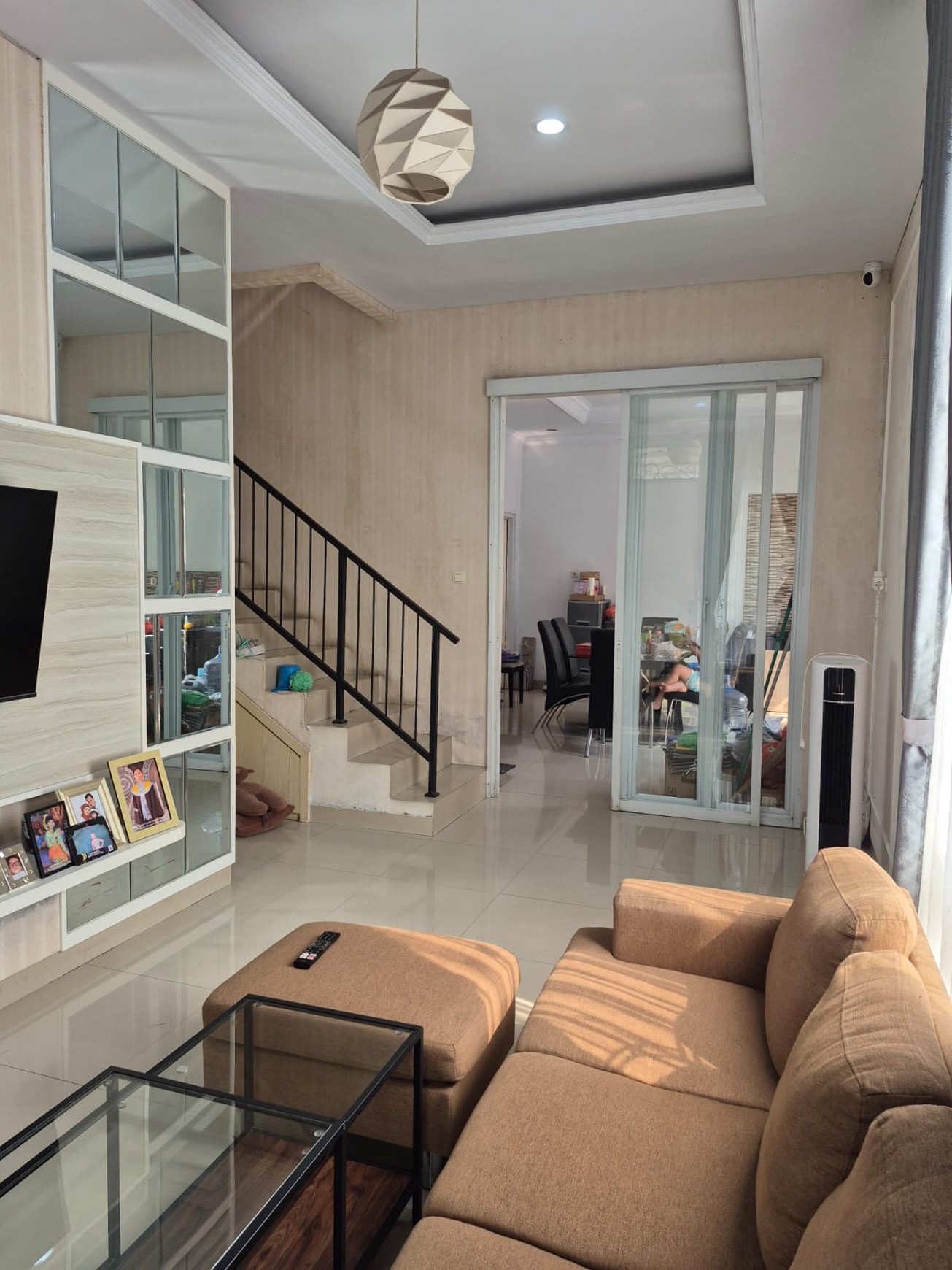 Dijual Rumah di Binong 1 Residence, Jalan Raya Binong Permai Tangerang