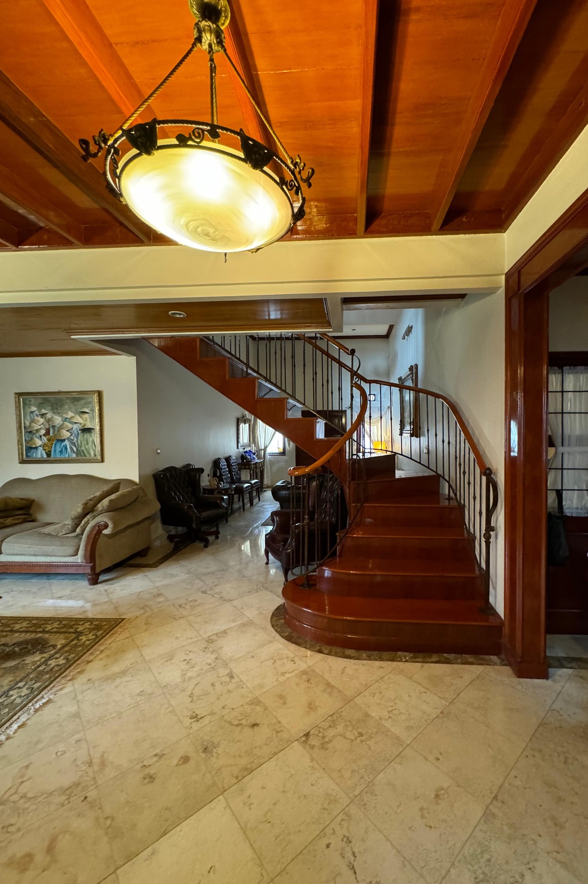Dijual Murah Rumah di Komp. Parahyangan Rumah Villa, Bandung