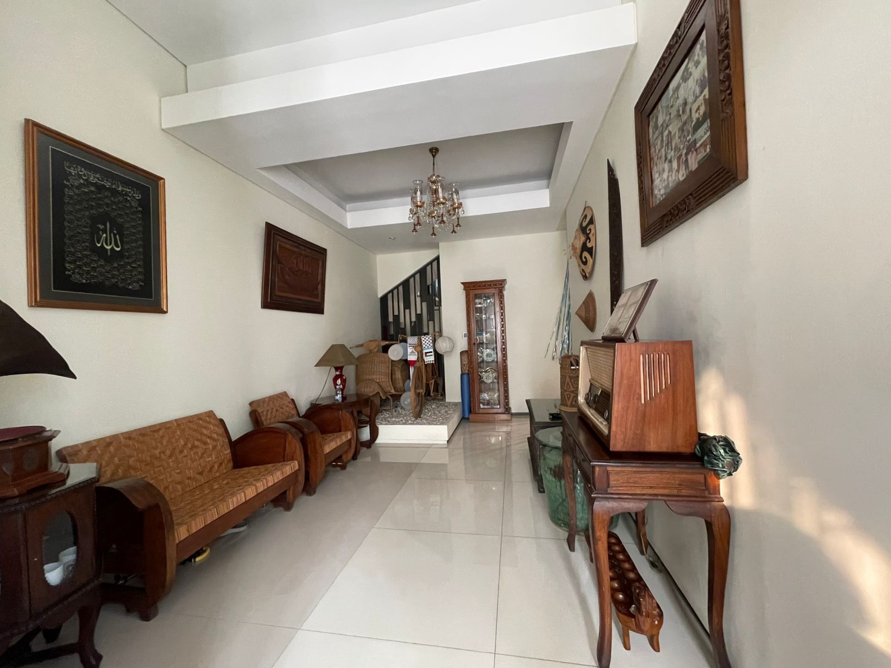 Rumah siap huni,lingkungan bersih,keamanan terjamin 24 jam di graha raya bintaro