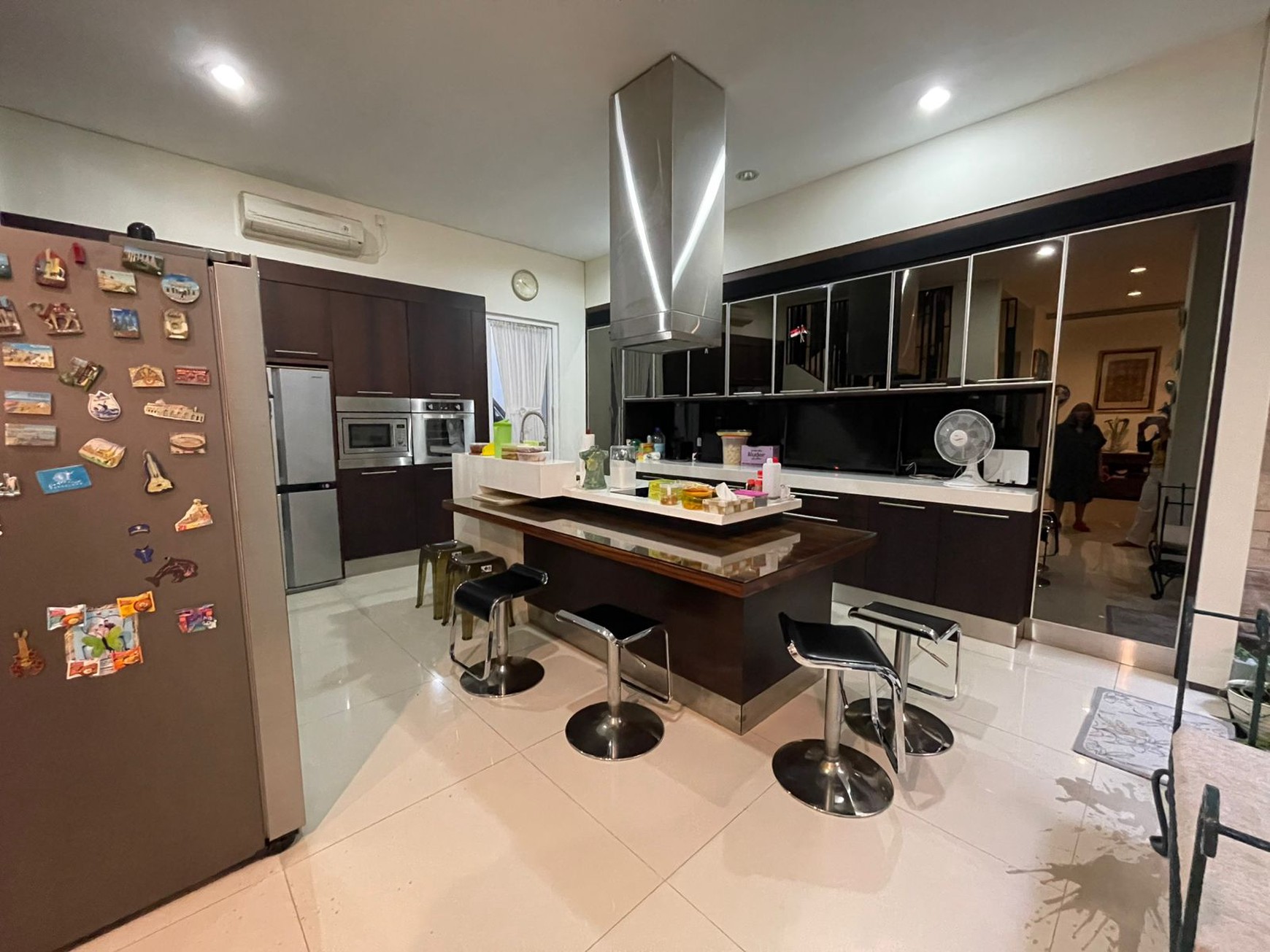 Rumah siap huni,lingkungan bersih,keamanan terjamin 24 jam di graha raya bintaro