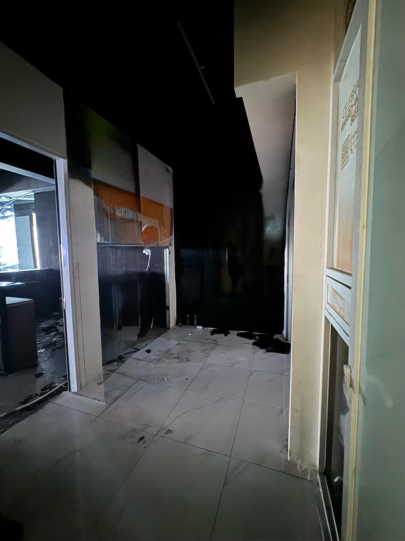 DISEWA BLOK M SHOPHOUSE KEBAYORAN BARU JAKARTA SELATAN