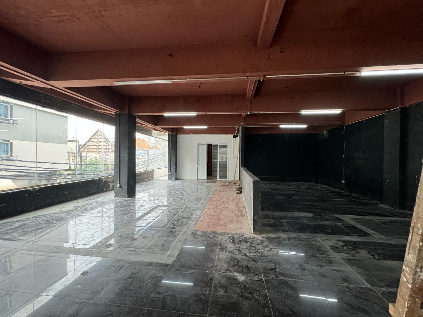 DISEWA BLOK M SHOPHOUSE KEBAYORAN BARU JAKARTA SELATAN
