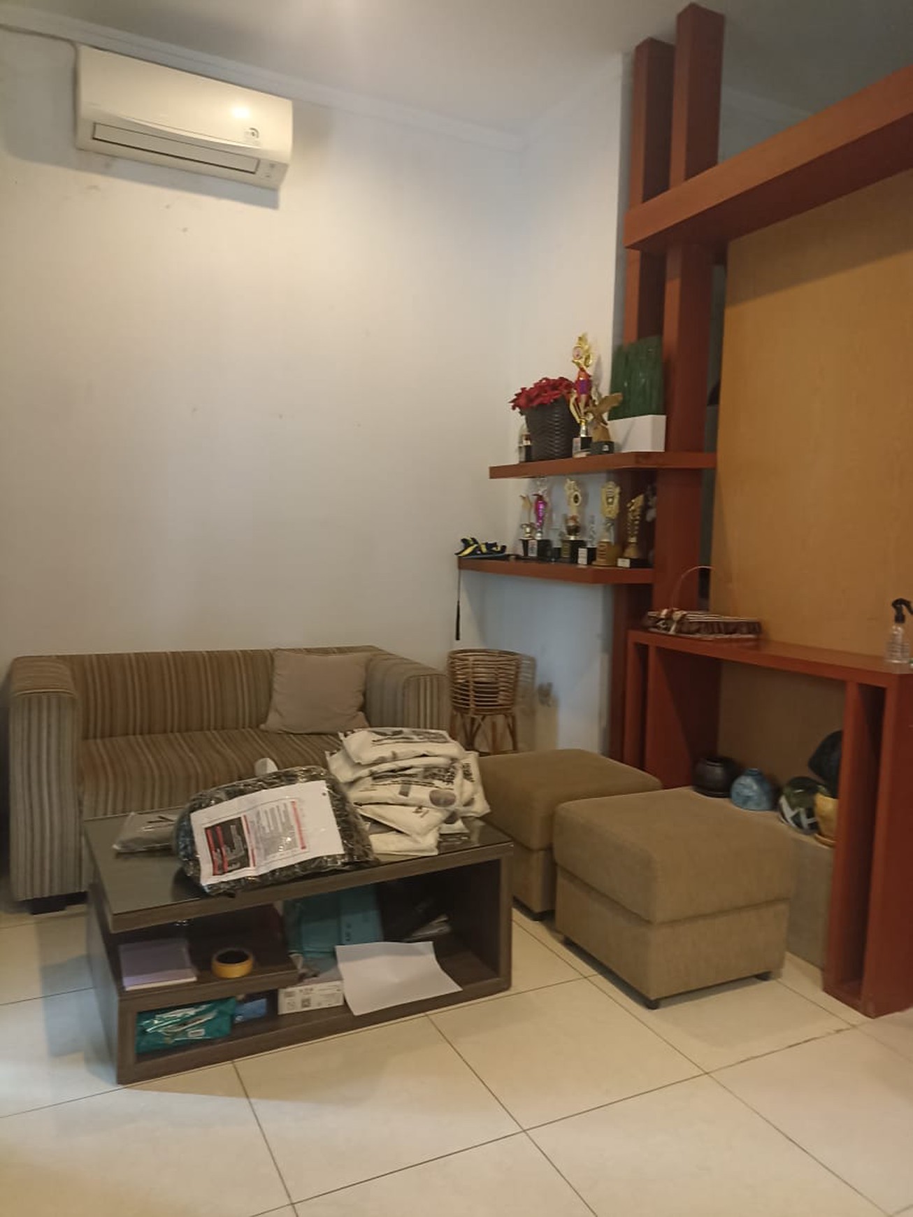 Rumah SHM 2 Lantai SIap Huni dengan Hunian Nyaman @Bintaro, Sektor 9