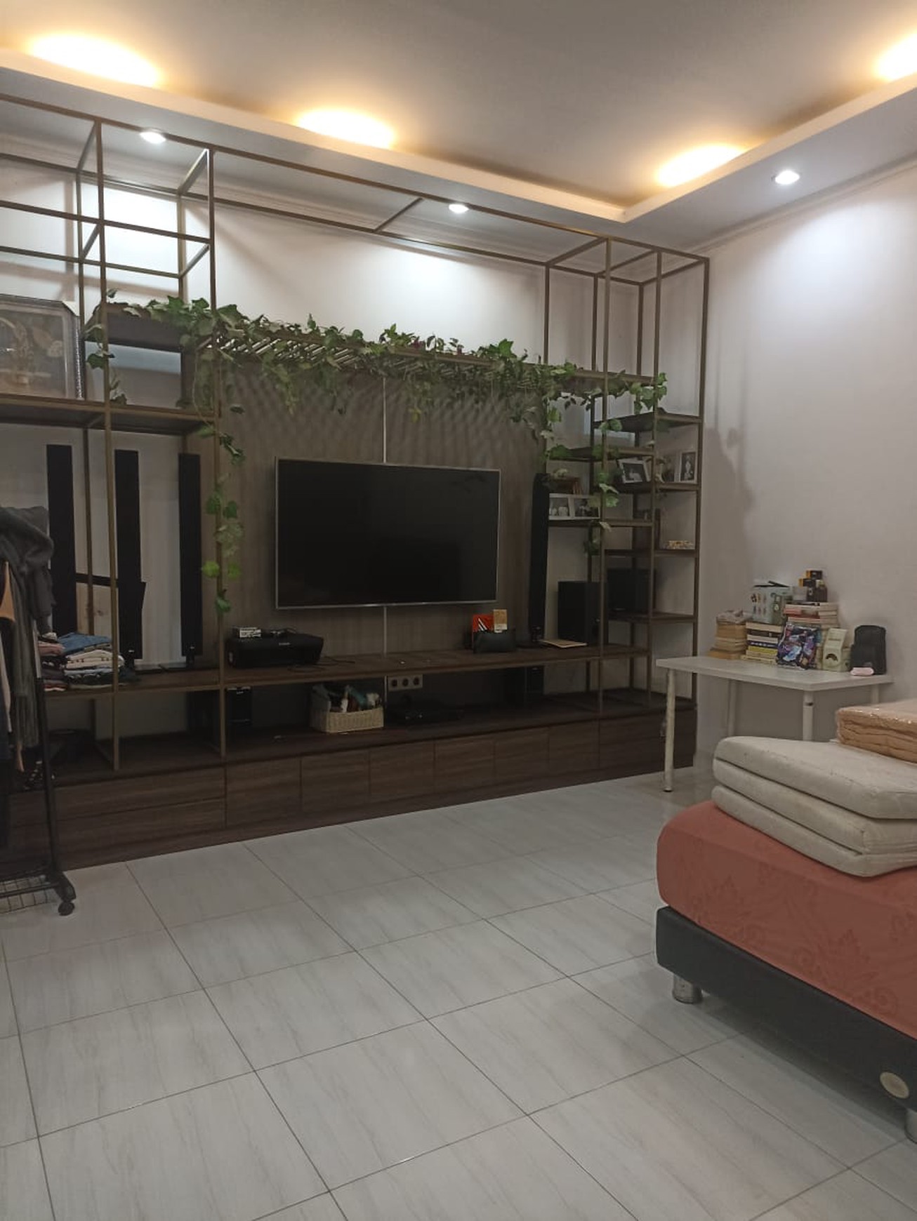 Rumah SHM 2 Lantai SIap Huni dengan Hunian Nyaman @Bintaro, Sektor 9