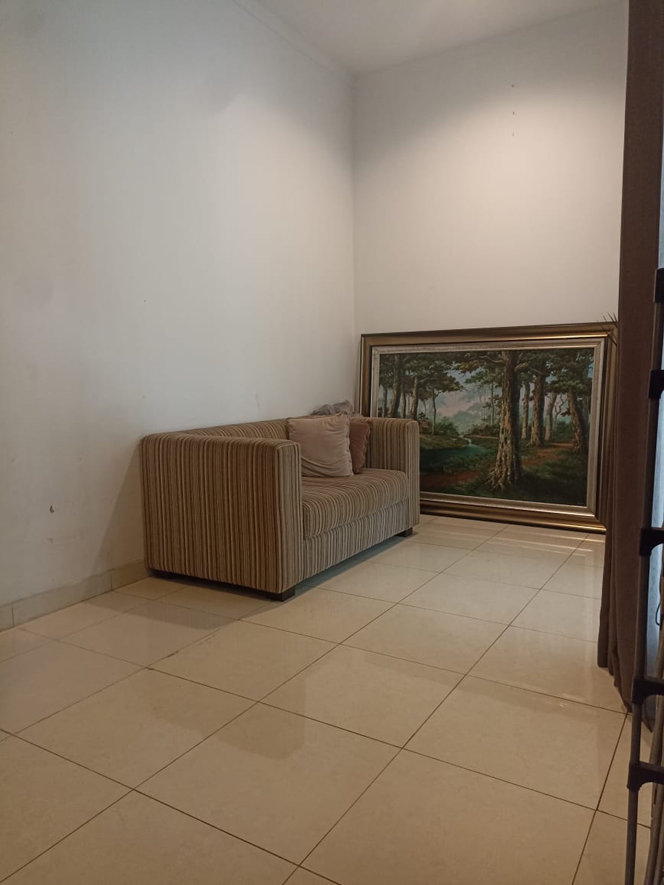 Rumah SHM 2 Lantai SIap Huni dengan Hunian Nyaman @Bintaro, Sektor 9