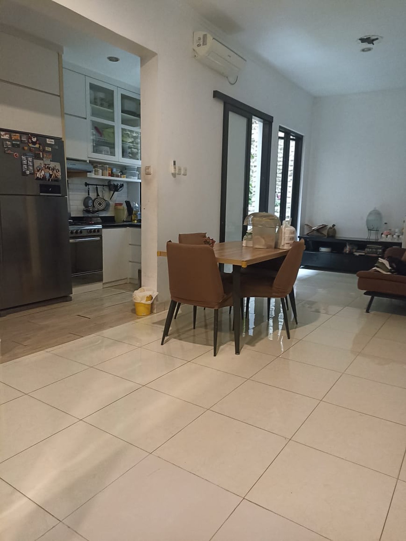 Rumah SHM 2 Lantai SIap Huni dengan Hunian Nyaman @Bintaro, Sektor 9