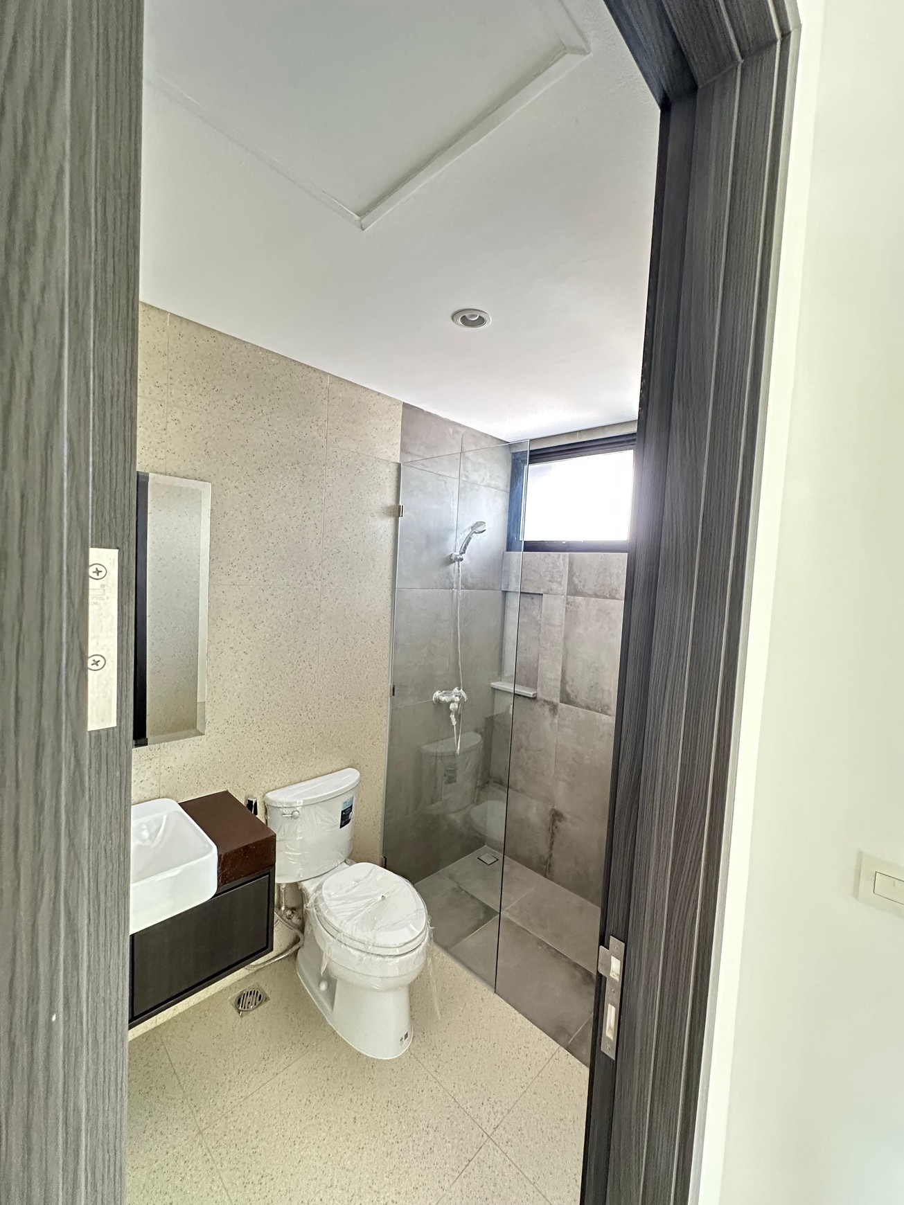 Disewa Rumah baru di Hiera BSD, Cluster Welton