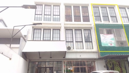 Ruang Kantor Satu lantai Dalam Ruko Fasilitas Lift, Di Kawasan Strategis Dan Premium Di Tebet Raya, Jakarta Selatan