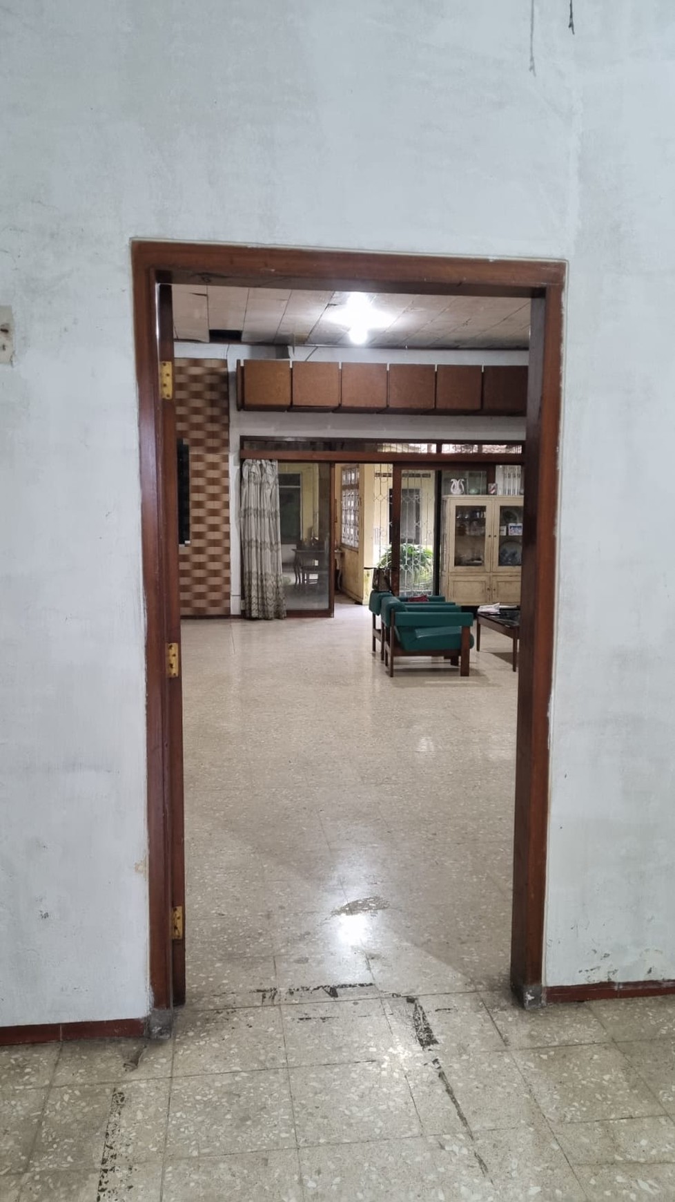 Rumah Tinggal dengan Luas Tanah 990 Meter Persegi Lokasi Kota Magelang 