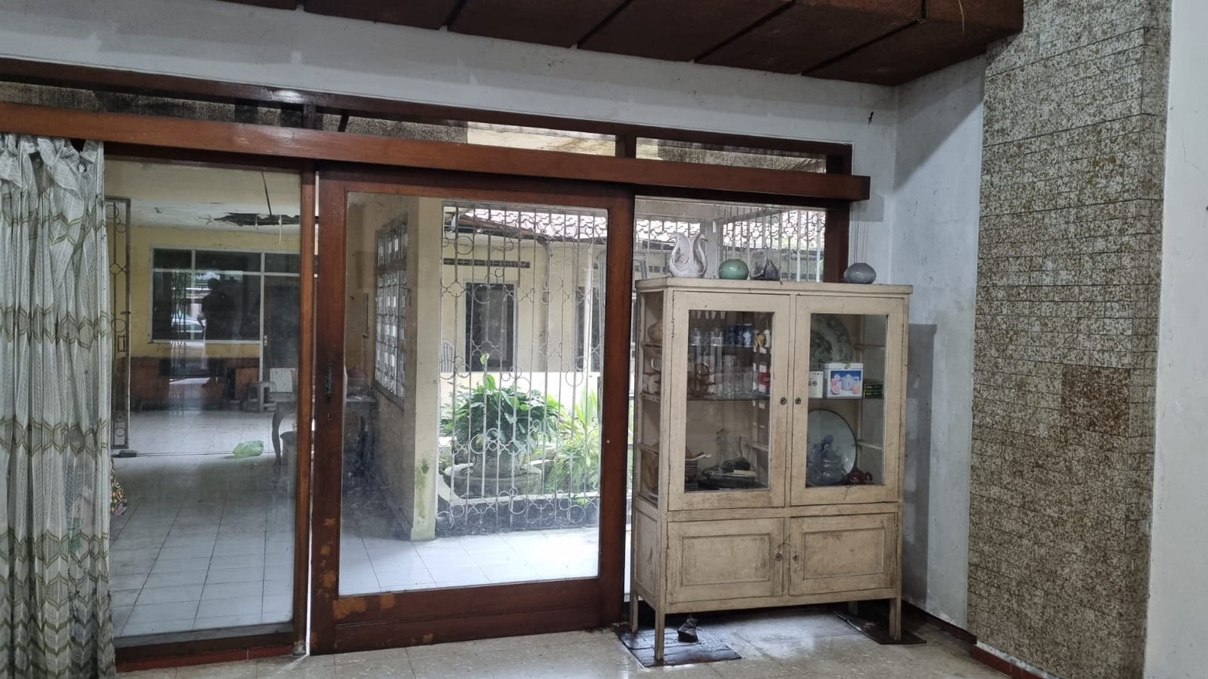 Rumah Tinggal dengan Luas Tanah 990 Meter Persegi Lokasi Kota Magelang 