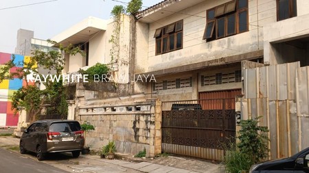 Rumah Lama Butuh Renovasi Area Kebayoran Baru