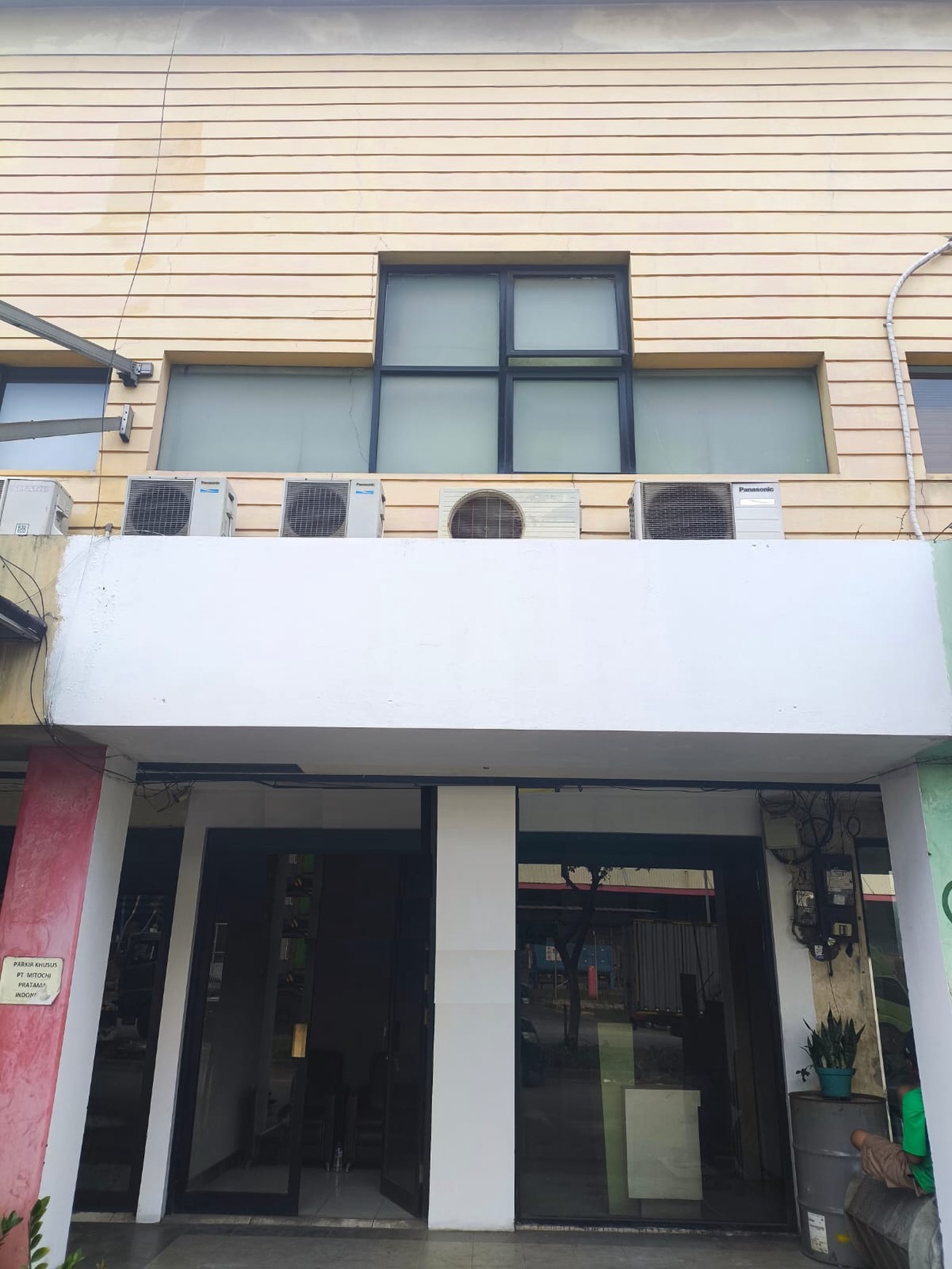 Ruko Cikarang Delta Silicon full furnished 