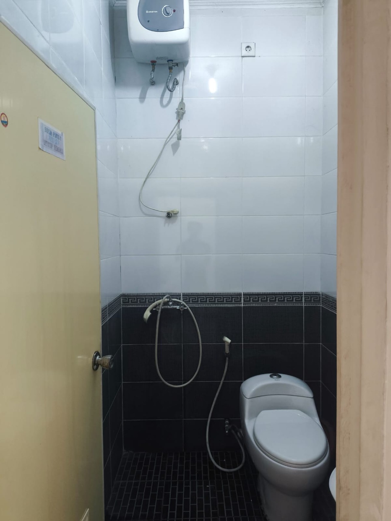 Ruko Cikarang Delta Silicon full furnished 