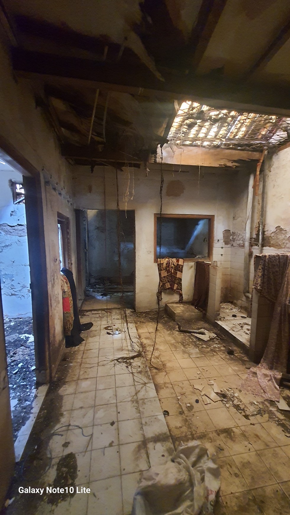 Dijual Rumah Tua Hitung Tanah di Jalan Petojo Selatan