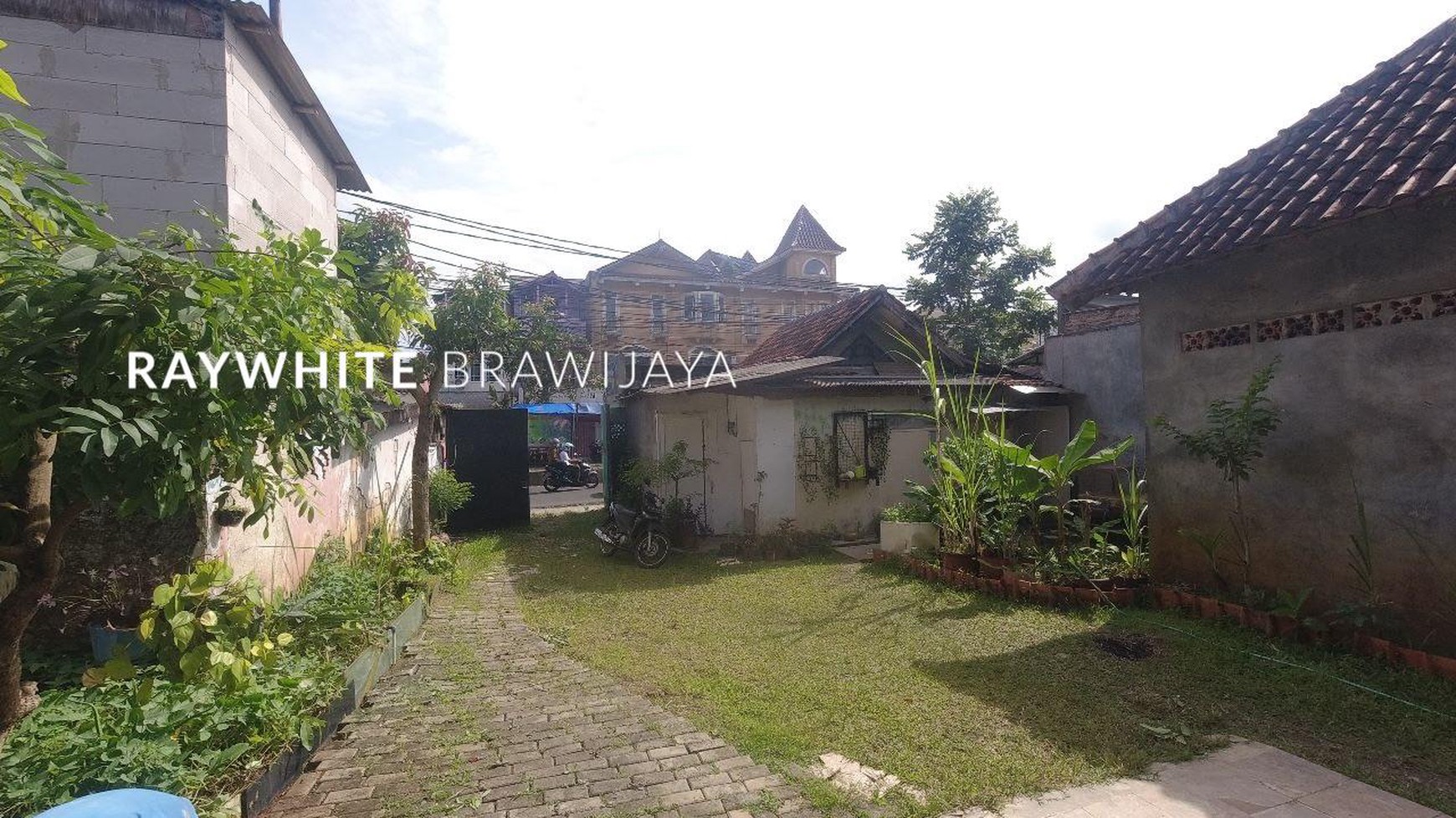 Rumah Lama Area Ciputat Tanggerang Selatan