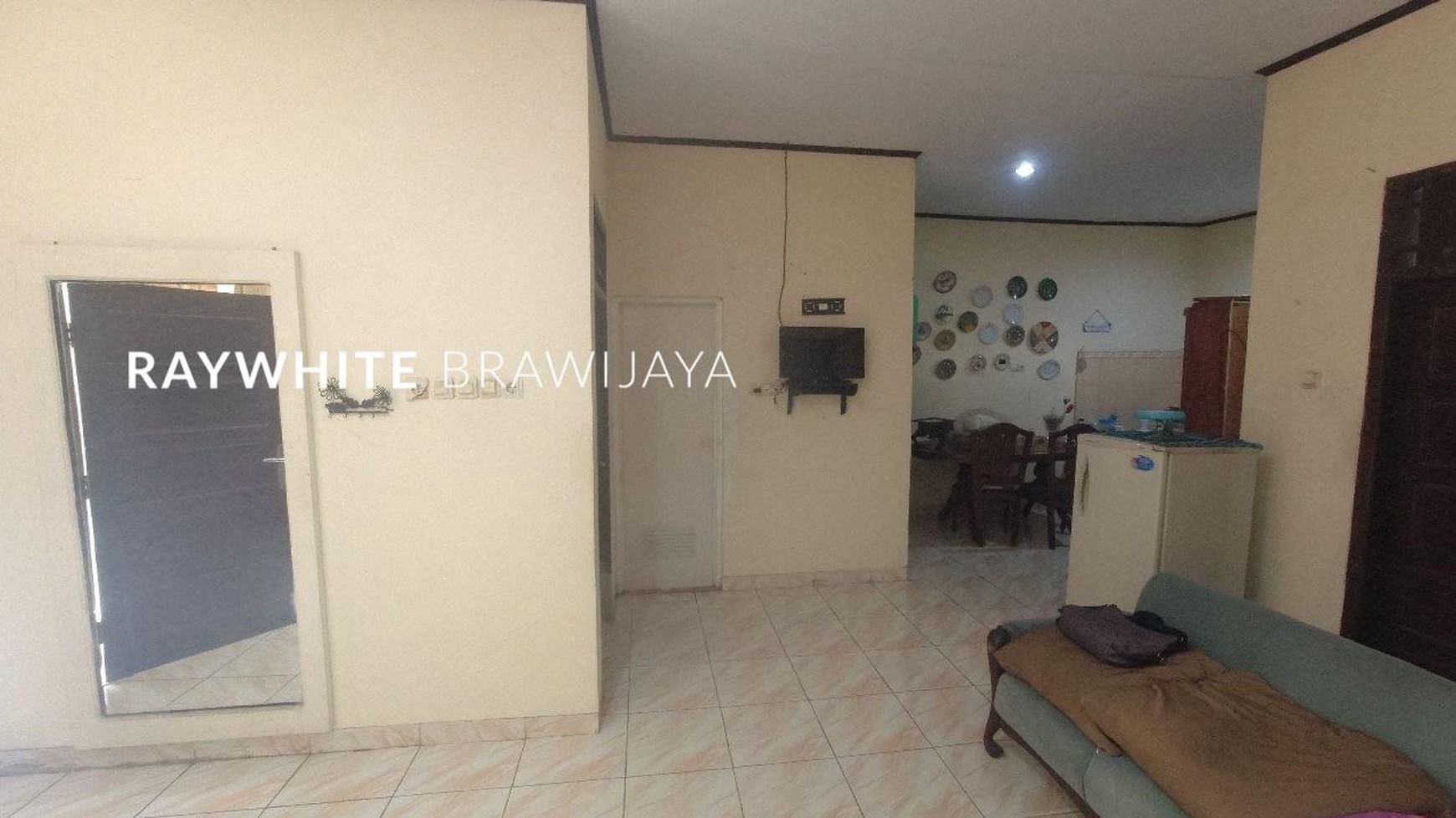 Rumah Lama Area Ciputat Tanggerang Selatan