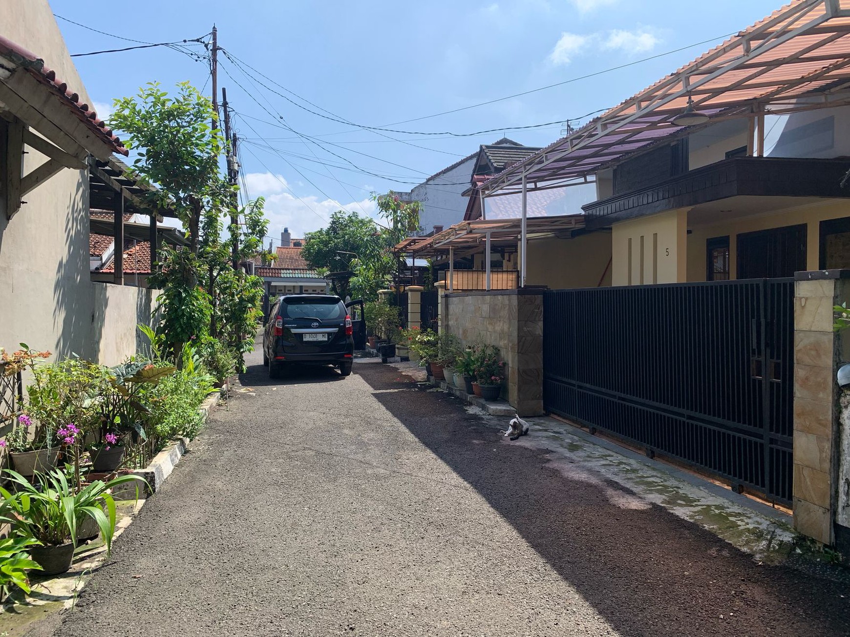 Rumah Nyaman di Komplek Pasir Pogor Ciwastra