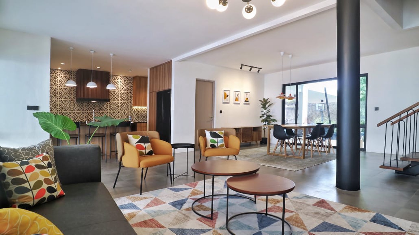 Rumah Fully Furnished Siap Huni di Cipete Desain Kekinian di Lokasi Super Strategis