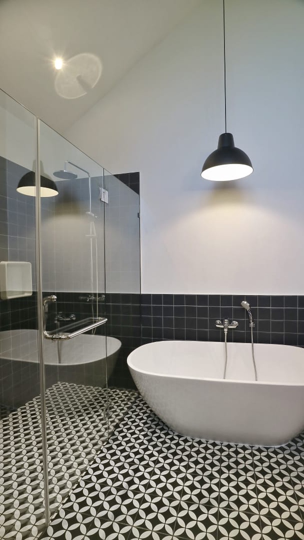 Rumah Fully Furnished Siap Huni di Cipete Desain Kekinian di Lokasi Super Strategis